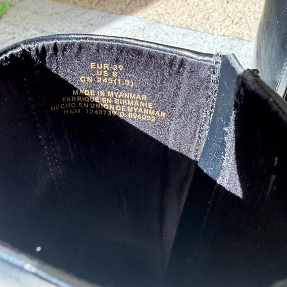 H&M Shiny Black Heeled Boots - Picture 6 of 8